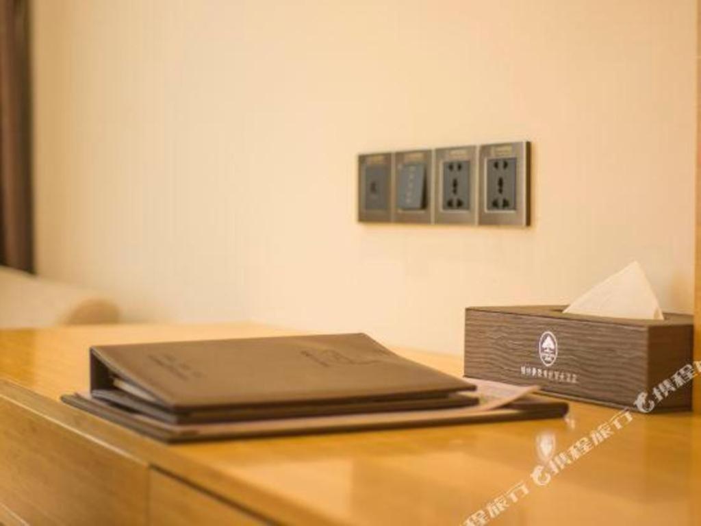 Greentree Inn Qingyuan Qinghe Avenue Branch Exterior photo